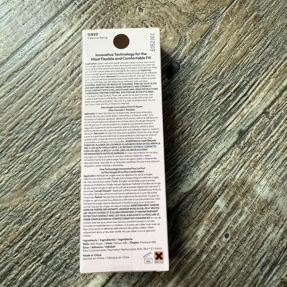 Nailbliss Long Coffin Holographic Glitter Nails - Picture 5 of 7